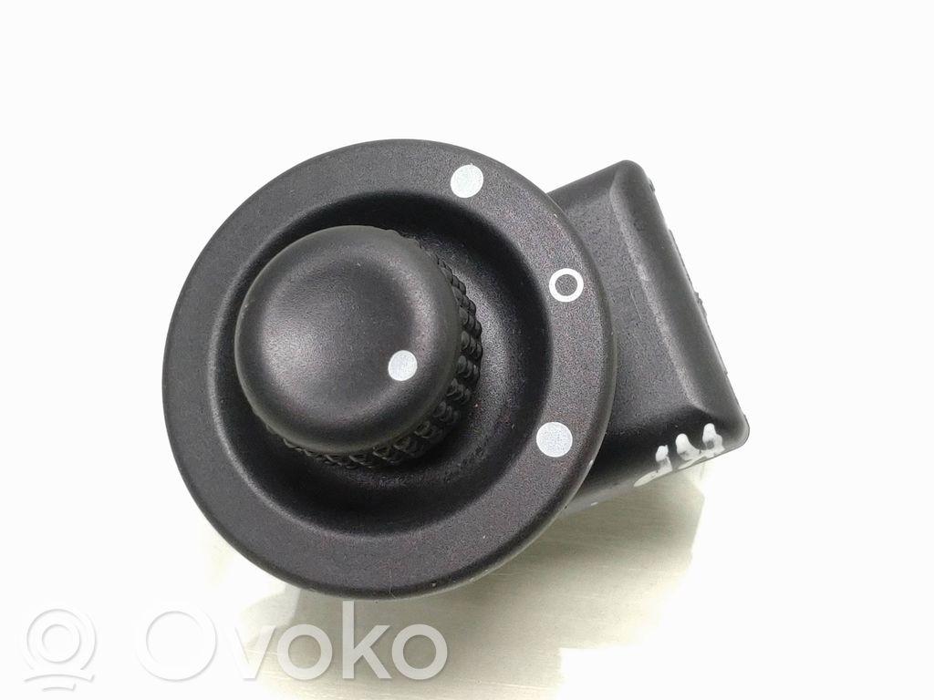 Renault Zoe Wing mirror switch 