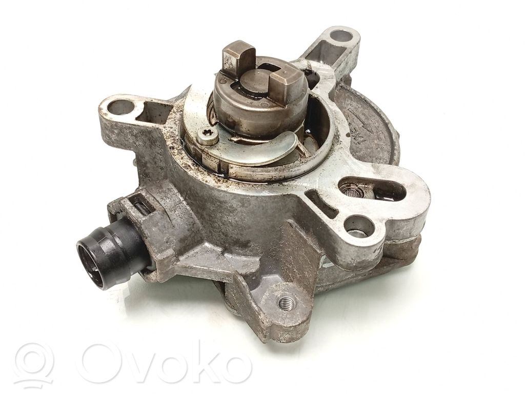 Volvo V60 Vacuum pump 