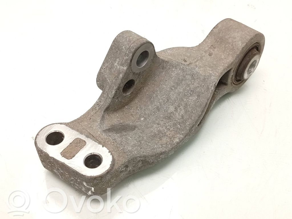 Volvo V40 Gearbox mounting bracket 