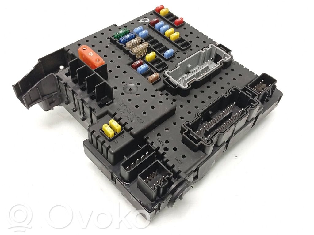 Volvo XC70 Fuse module 