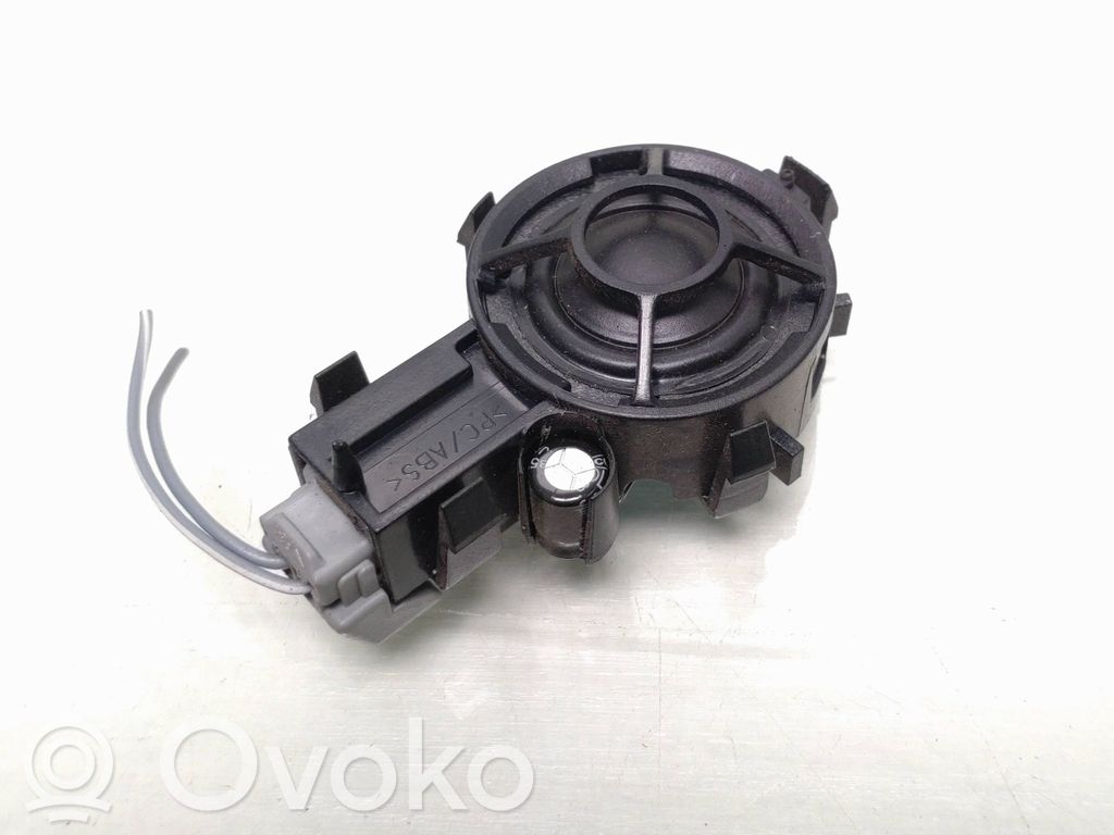 Volvo XC90 High frequency speaker in the rear doors 