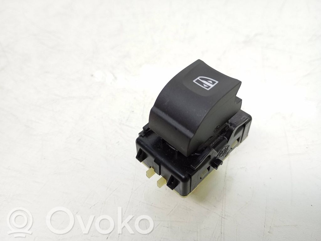 Renault Zoe Electric window control switch 