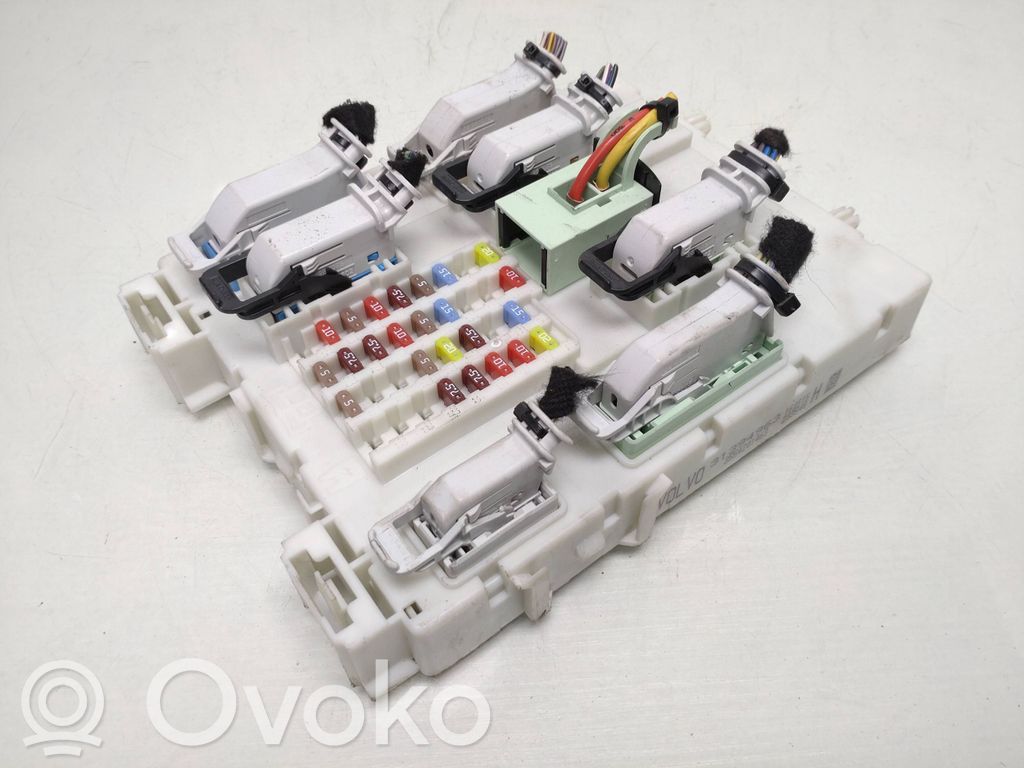 Volvo V40 Fuse module 
