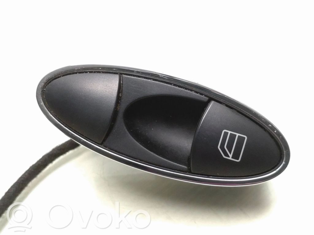 Mercedes-Benz E W211 Electric window control switch 
