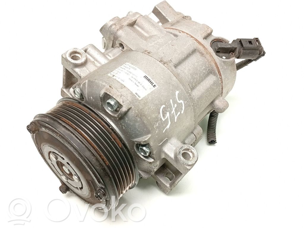 Kompresor / Sprężarka klimatyzacji A/C   8FK351110921,72440479,4246210111