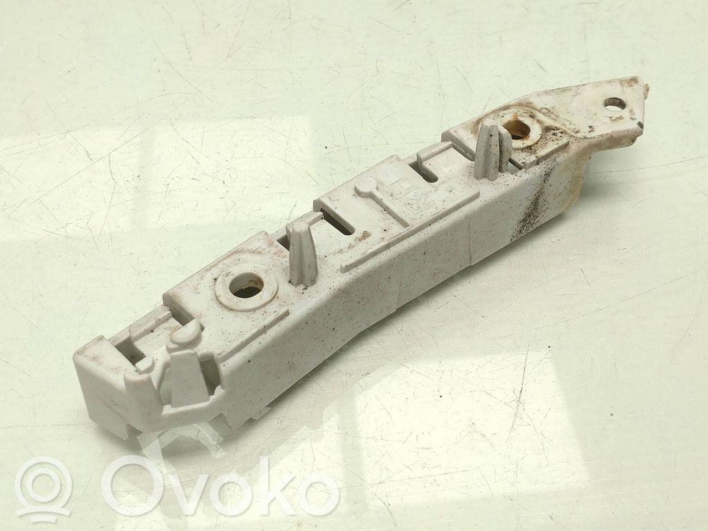 Ford Focus Front bumper mounting bracket 