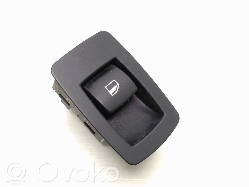 BMW X3 E83 Electric window control switch 