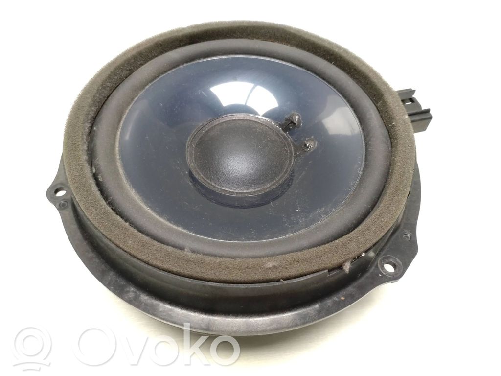 Ford Focus Rear door speaker 
