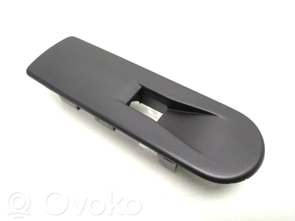 Renault Captur Front door window switch trim 