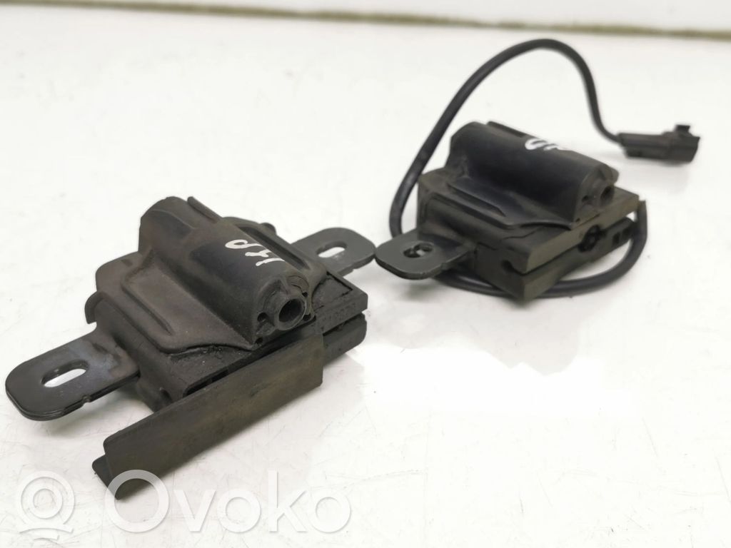 Volvo V60 Zamek pokrywy przedniej / maski silnika 