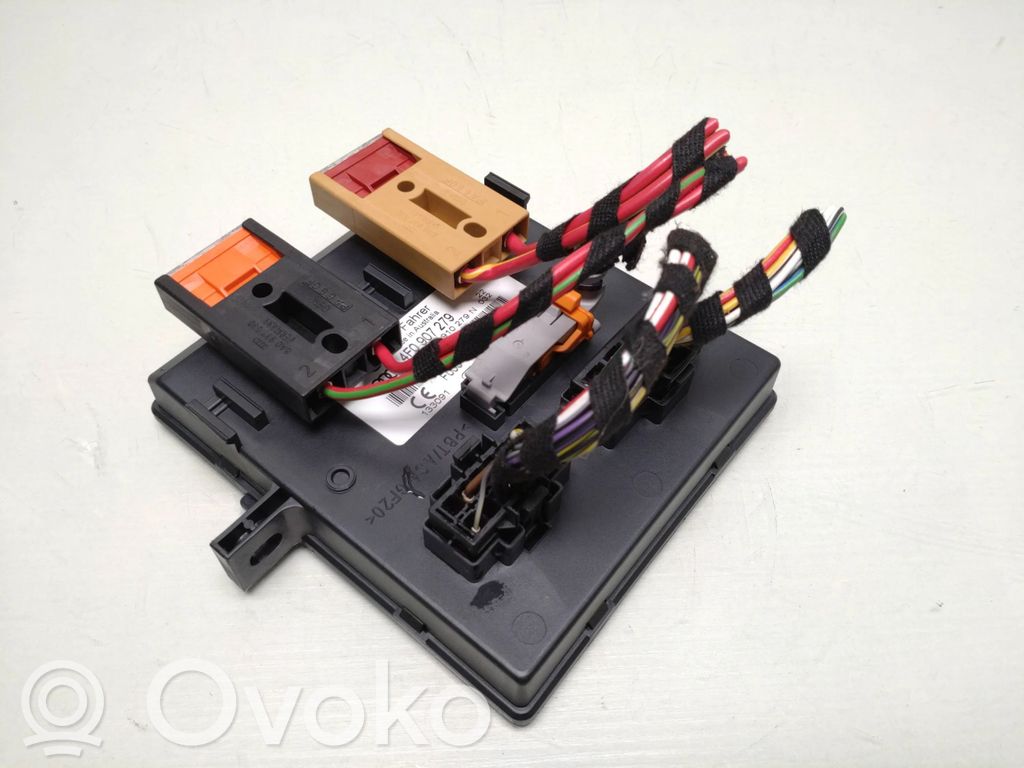 Audi A6 S6 C6 4F Komforto modulis 