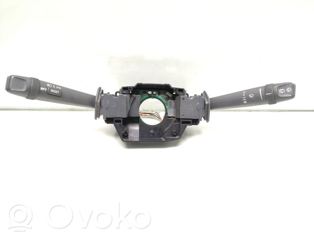 Volvo XC70 Wiper turn signal indicator stalk/switch 
