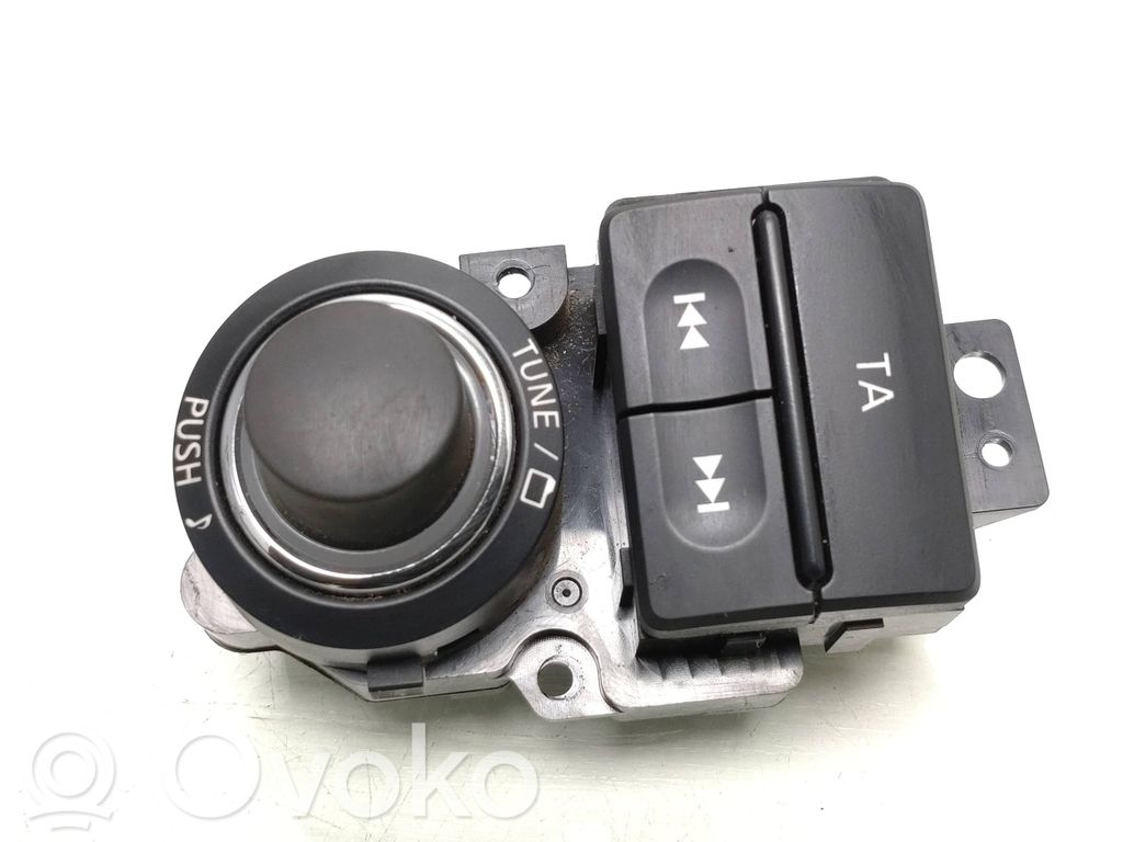 Nissan Navara D40 Interruptor de control multifunción 