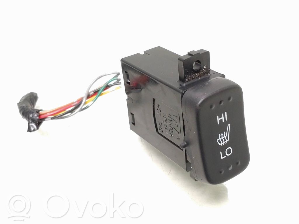 Honda CR-V Seat heating switch 