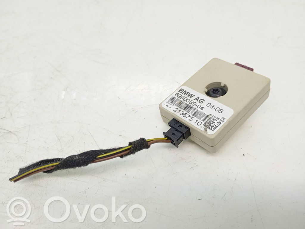 BMW X3 E83 Antenas pastiprinātājs 