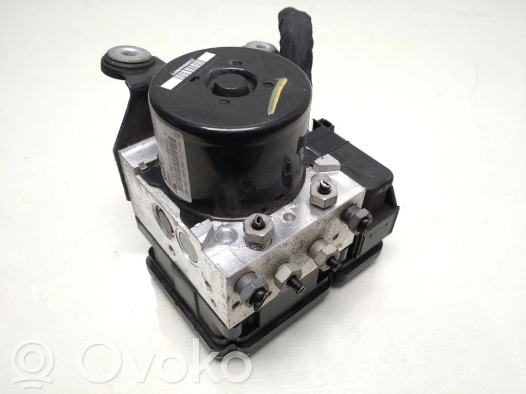 Volvo V60 ABS Pump 