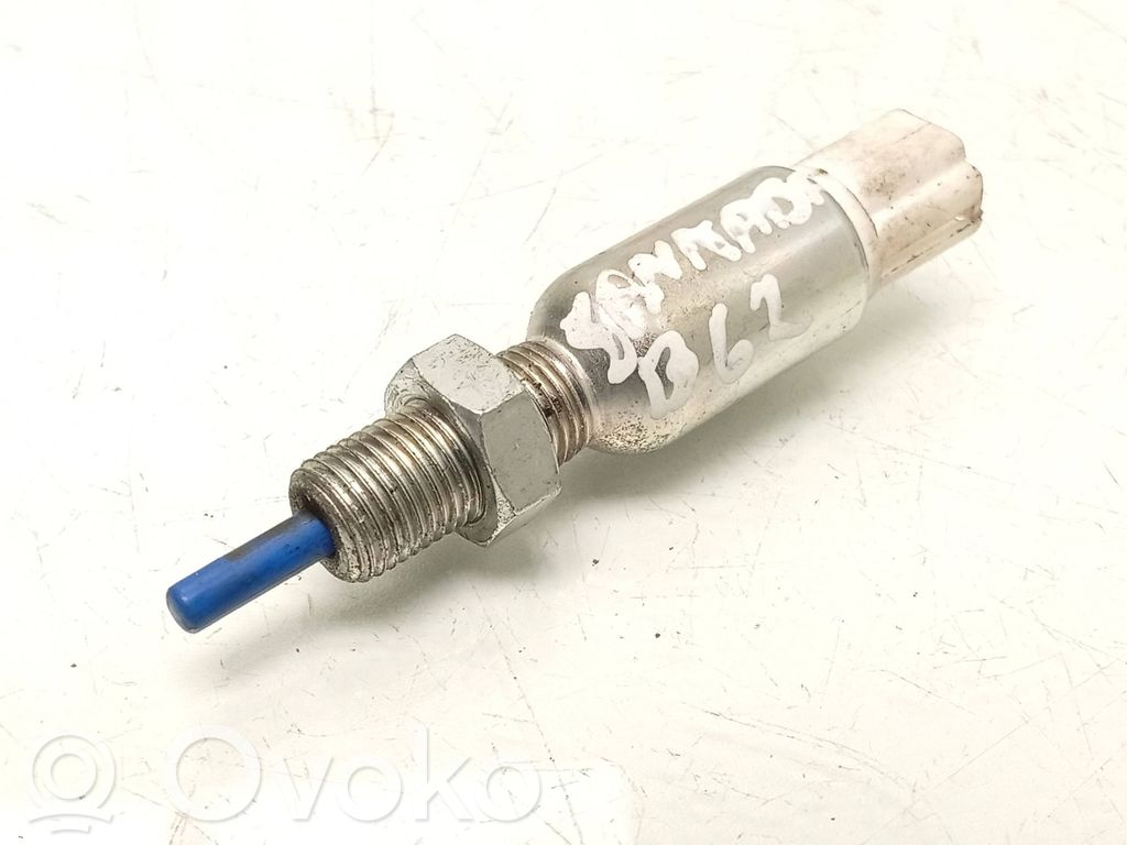 Czujnik położenia pedału sprzęgła   00518