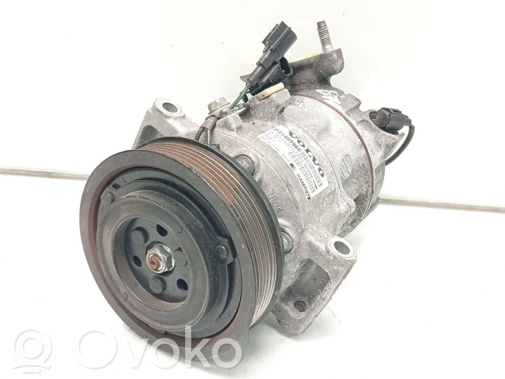 Volvo V40 Air conditioning (A/C) compressor (pump) 