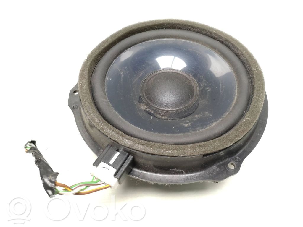 Ford Focus Rear door speaker 