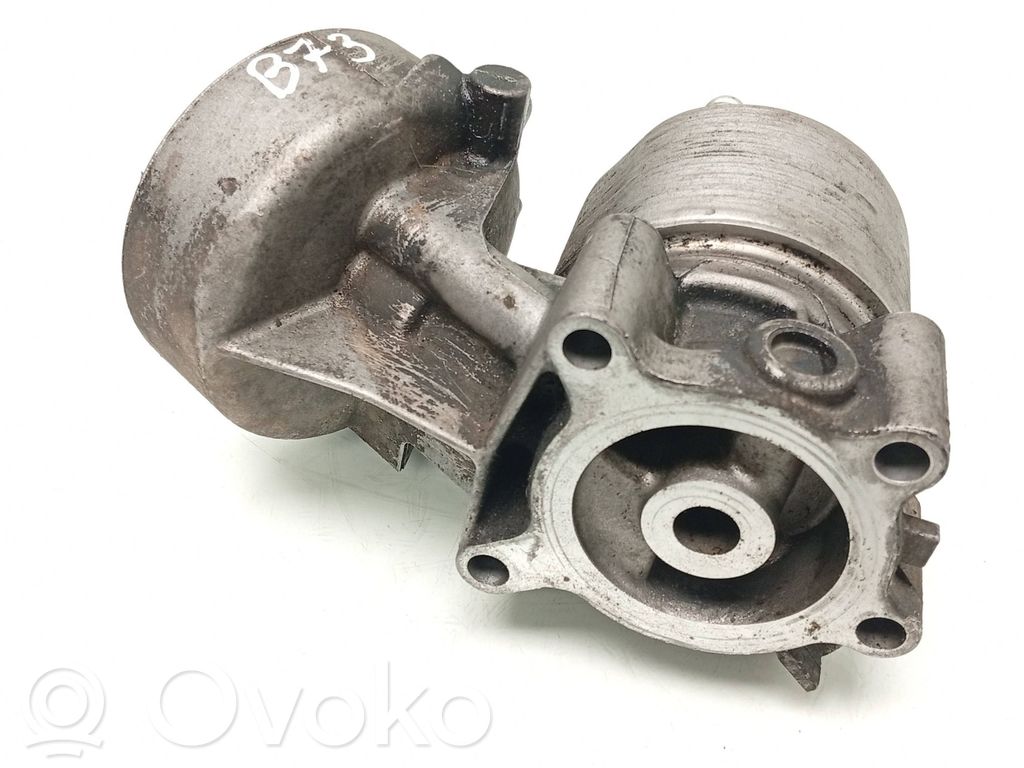 Nissan Navara D40 Supporto di montaggio del filtro dell’olio 