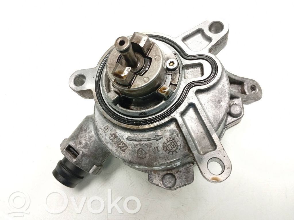 Volvo V70 Vacuum pump 