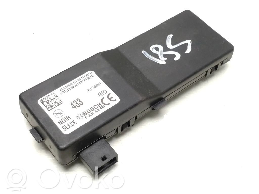 Opel Insignia A Antenna control unit 