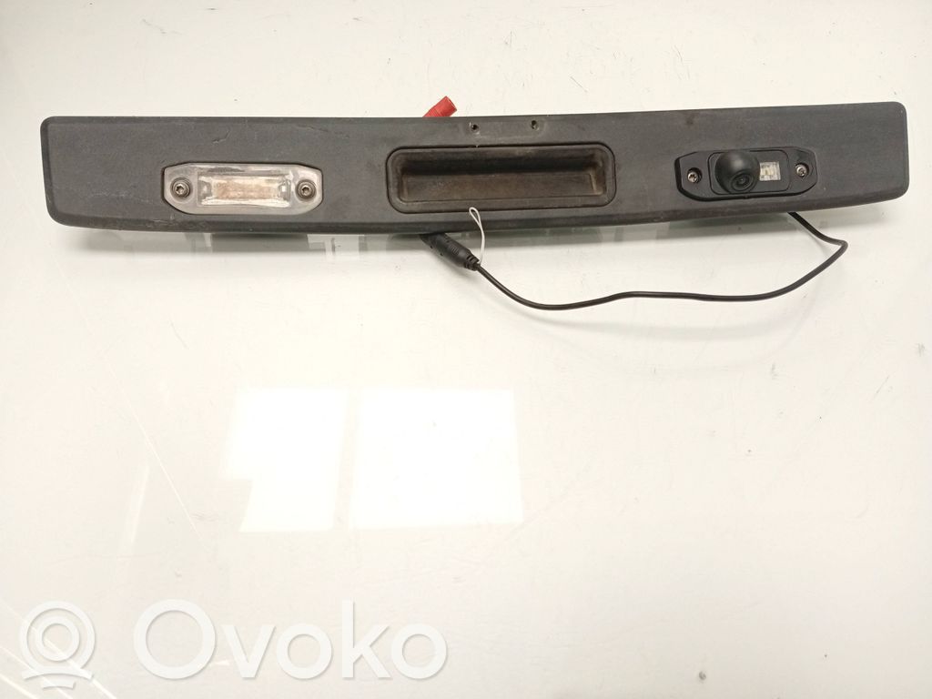 Volvo XC70 Number plate light 