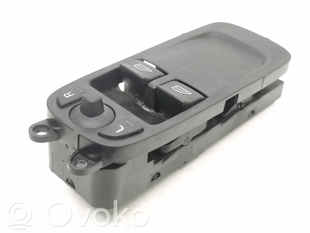 Volvo C30 Electric window control switch 