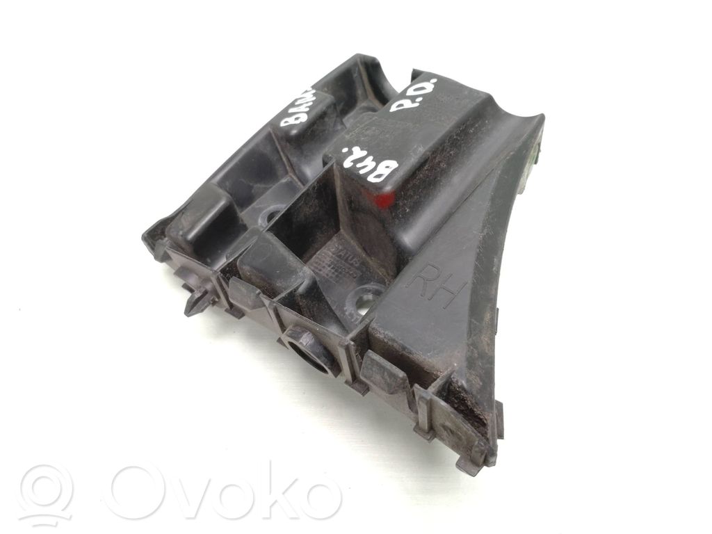 Volvo V40 Front bumper mounting bracket 