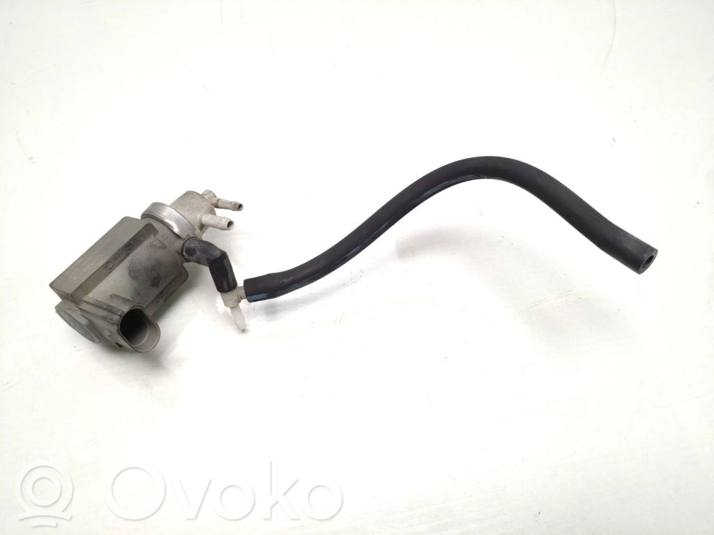 Audi A6 S6 C5 4B Solenoīda vārsts 
