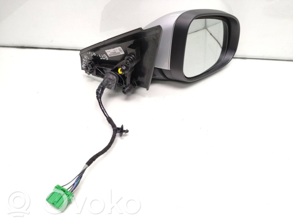 Elektryczne lusterko boczne drzwi przednich   31442586,3304992,3304992