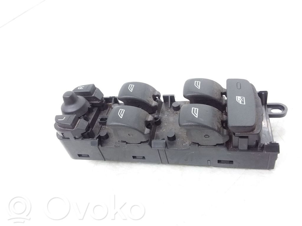 Volvo V70 Electric window control switch 