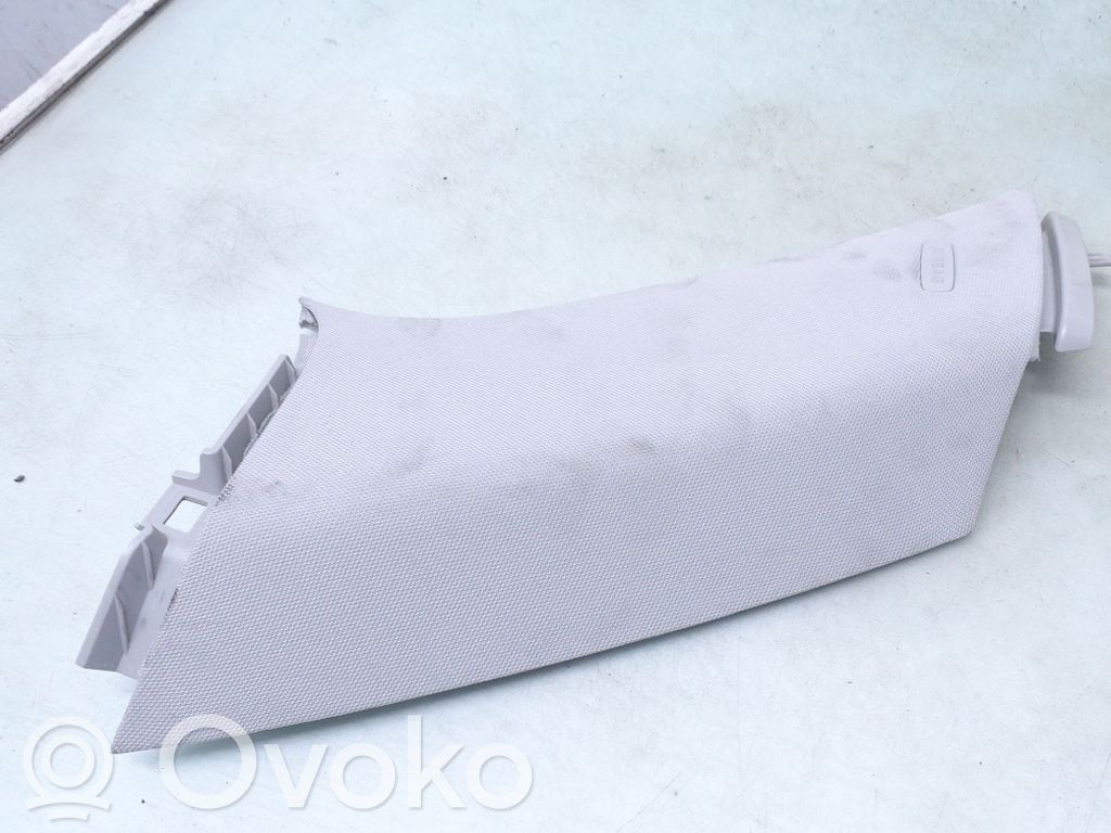 Osłona środkowa słupka / C   A2056905401