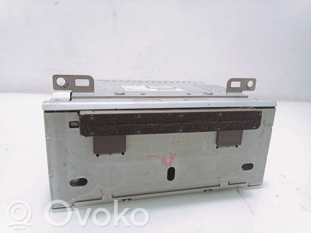 Ford Focus Radio / CD-Player / DVD-Player / Navigation 