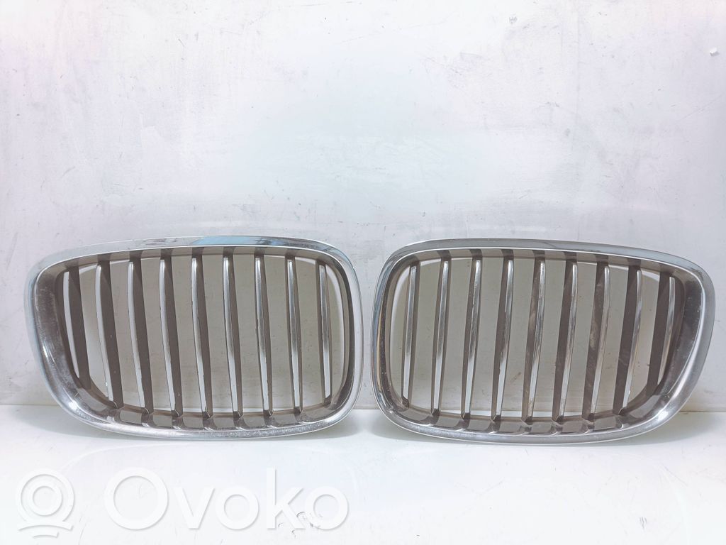 Atrapa chłodnicy / Grill   7200170,7200169