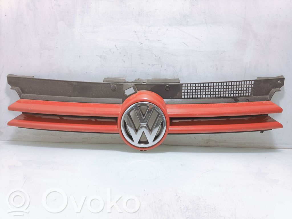 Volkswagen Golf IV Etusäleikkö 