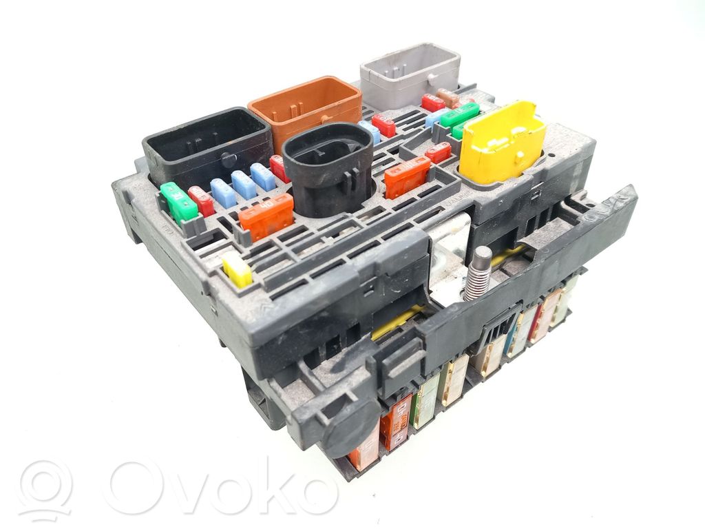Peugeot Partner Fuse module 