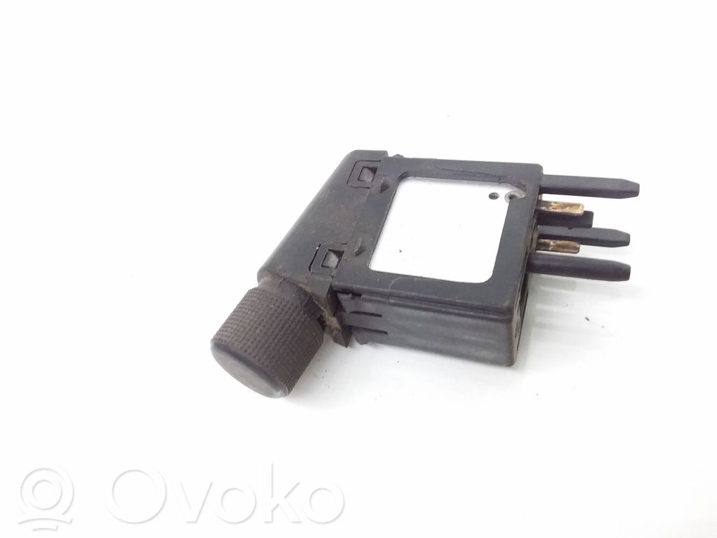 Audi 80 90 B2 Panel lighting control switch 