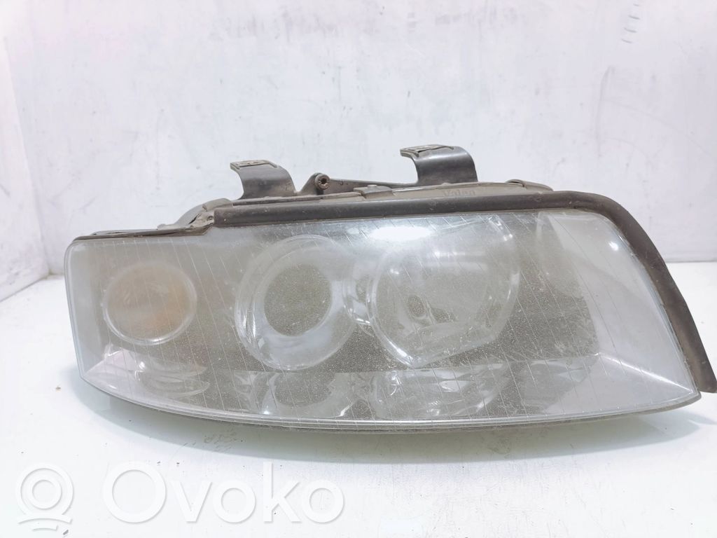 Audi A4 S4 B6 8E 8H Headlight/headlamp 