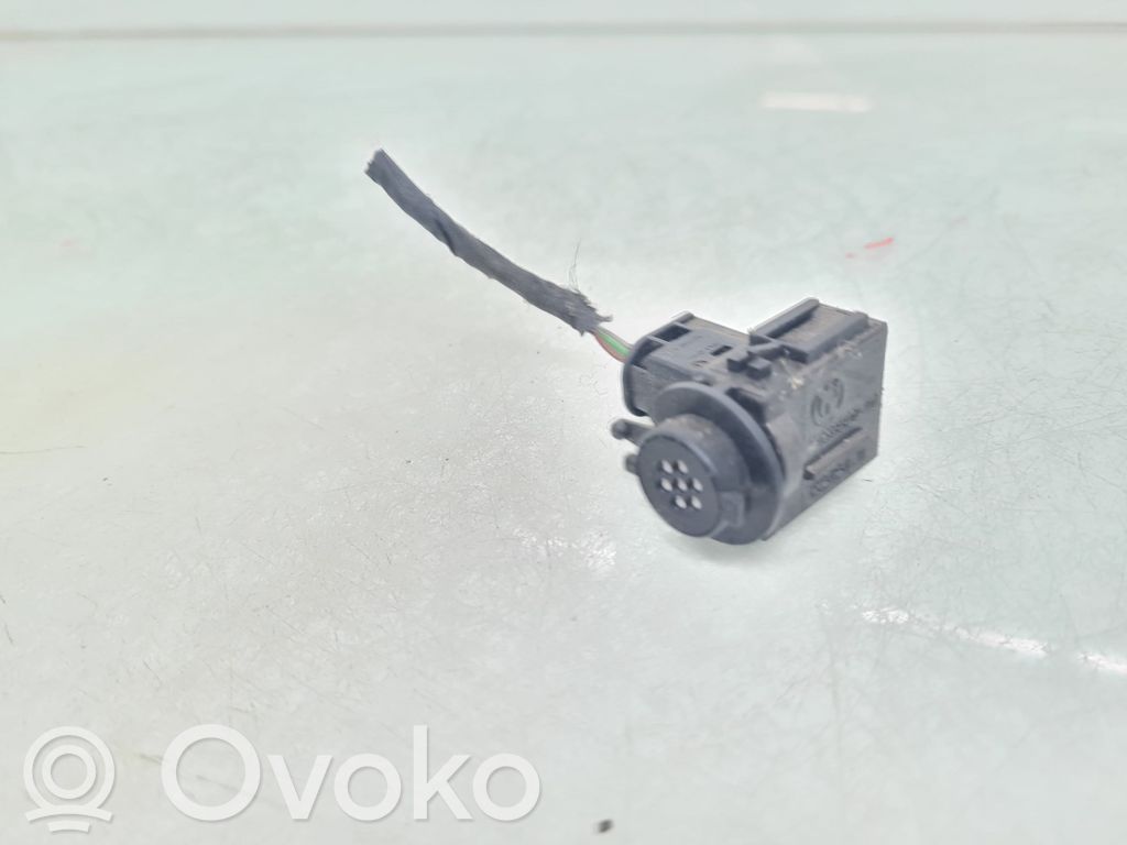 BMW 7 E65 E66 Air quality sensor 