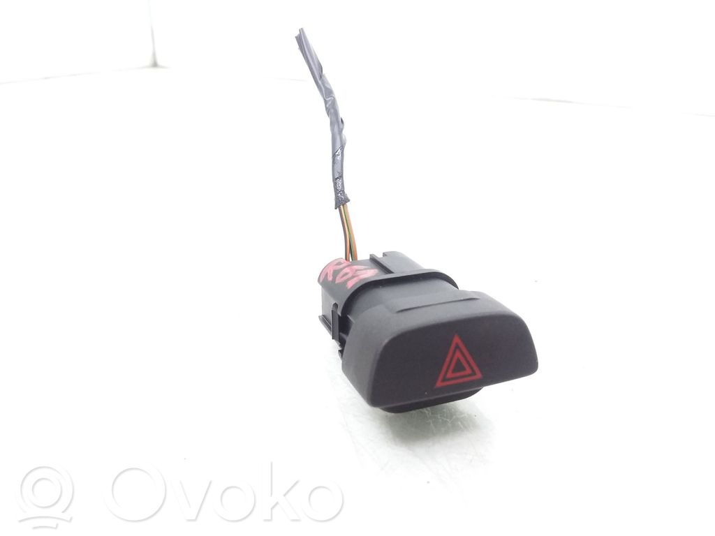 Ford Focus Hazard light switch 