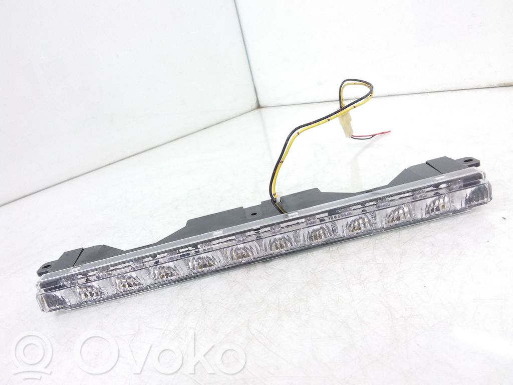 Subaru Forester SH Third/center stoplight 