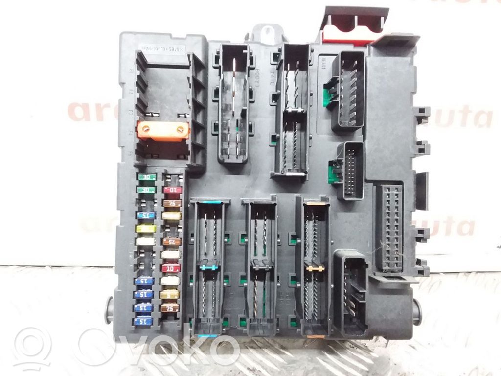 Opel Signum Fuse module 