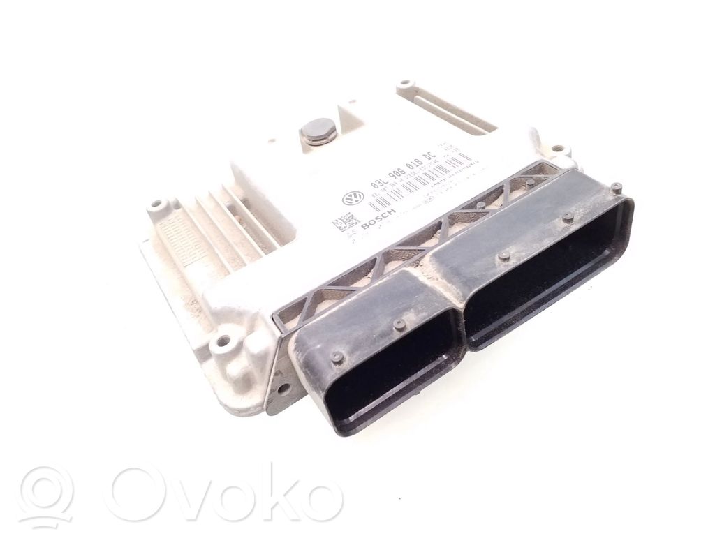 Volkswagen Caddy Engine control unit/module 