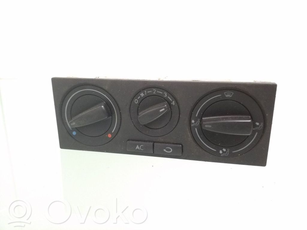 Volkswagen Golf IV Climate control unit 