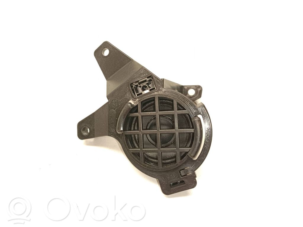 Volkswagen Tiguan Panel speaker 