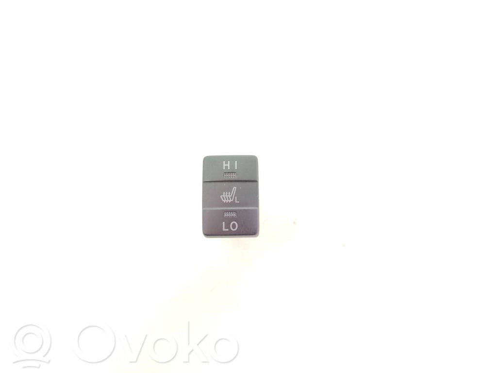 Toyota RAV 4 (XA40) Seat heating switch 