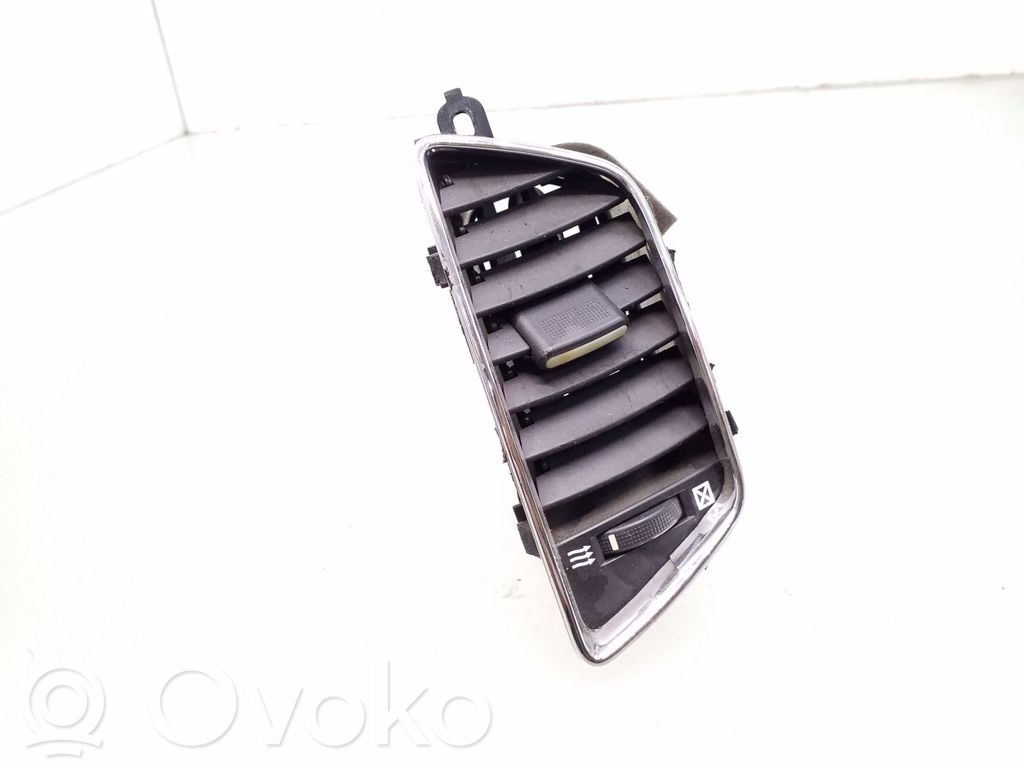 Chevrolet Captiva Griglia di ventilazione centrale cruscotto 