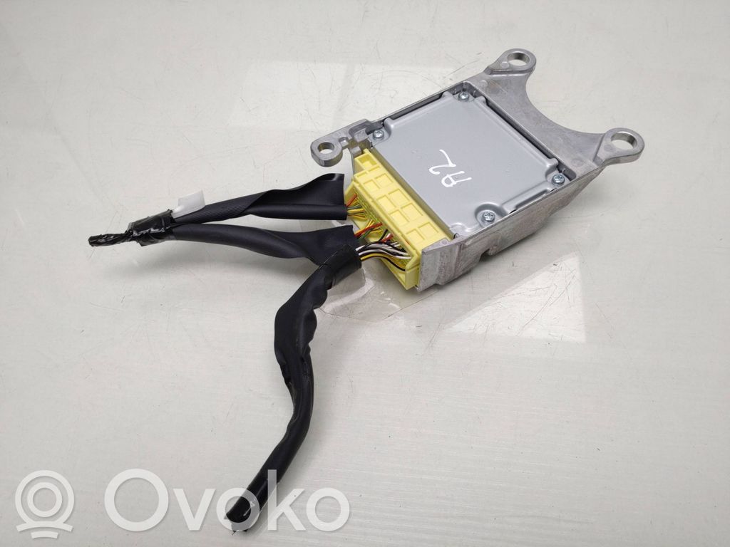 Toyota Auris E180 Airbag control unit/module 
