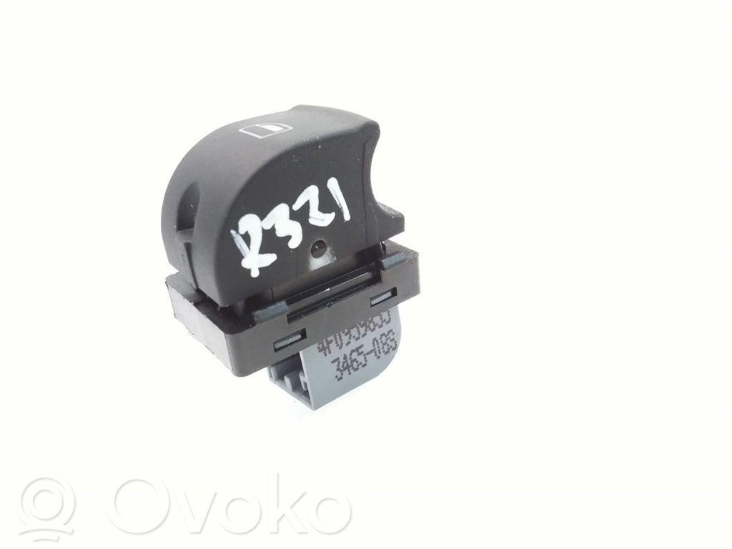 Audi A3 S3 8P Electric window control switch 